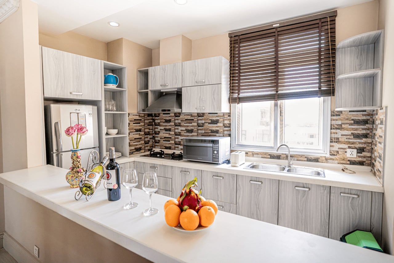 Family Suite Kitchen 1